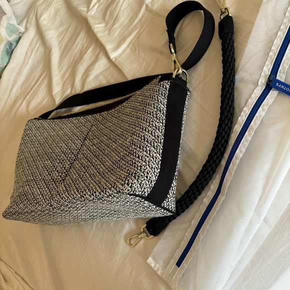 Rothy’s Starlight Tweed Daily Crossbody Bag - Picture 8 of 10